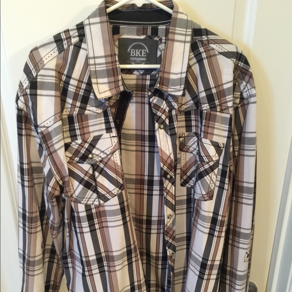 BKE pearl snap long sleeve shirt